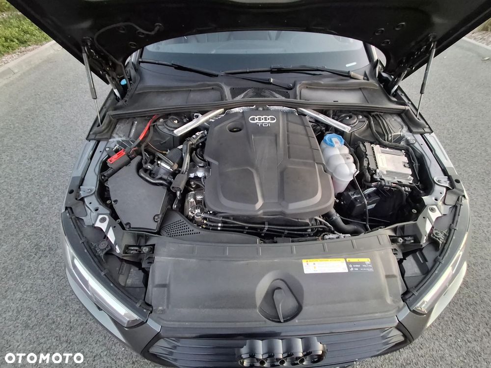 Audi A4 Limousine 2.0 TDI S tronic quattro sport - 20