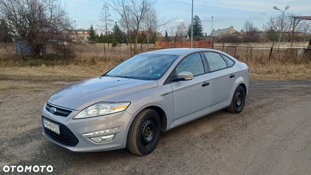 Ford Mondeo 2.0 Ambiente - 13