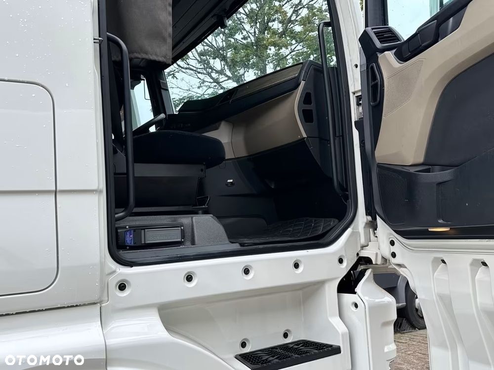 MAN TGX 26.470 6x2 z HDS – 470 KM | Euro 6 | 2021 | Oś skrętna | Zdalnie sterowany żuraw - 11