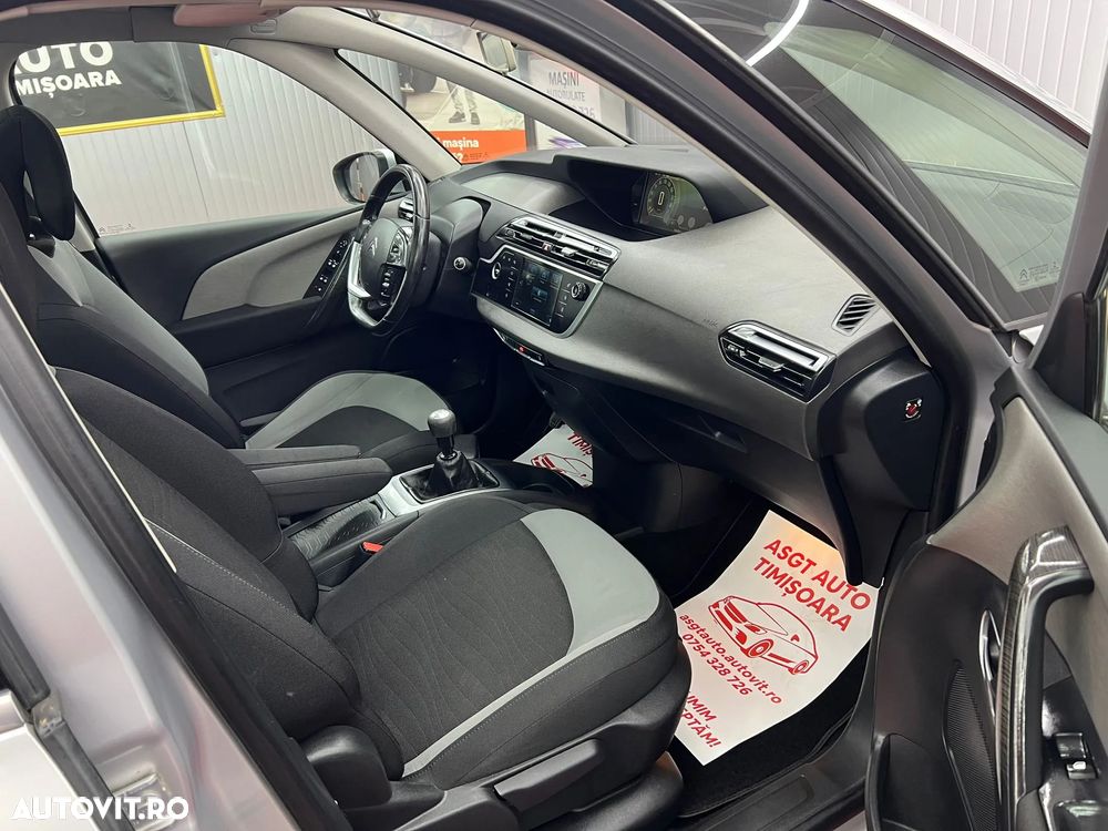 Citroën C4 Picasso - 12