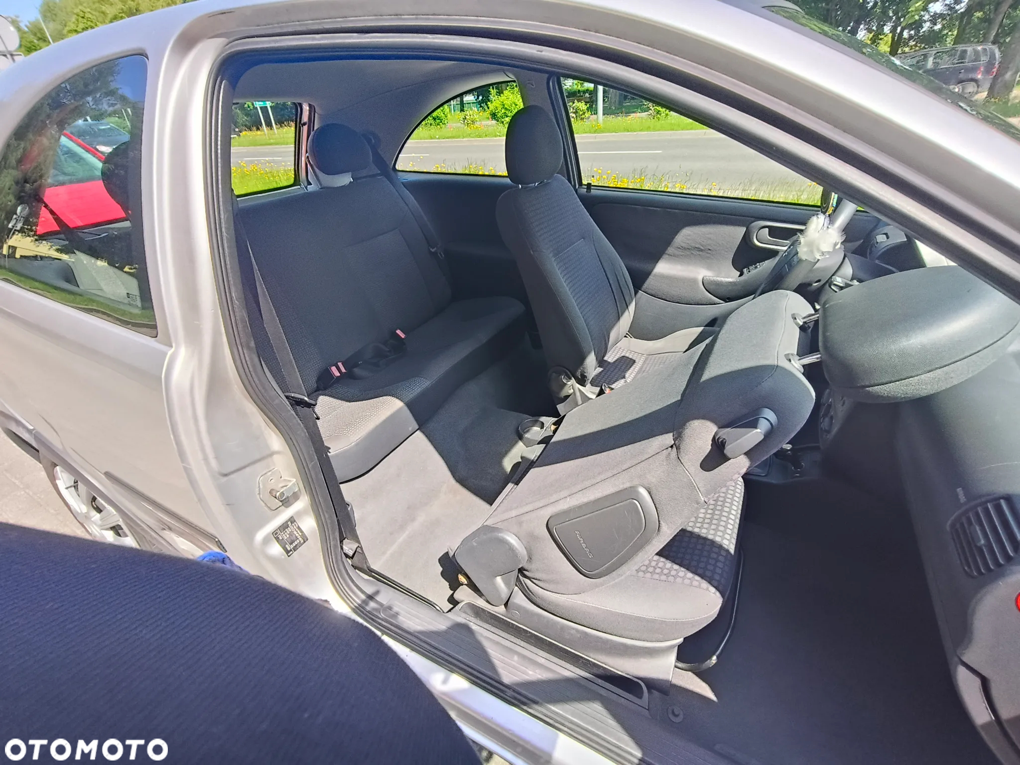 Opel Corsa - 16