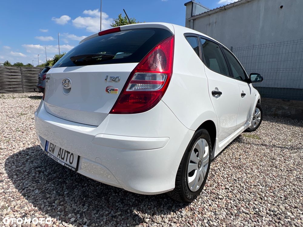 Hyundai i30 1.4 FIFA WM Edition - 10