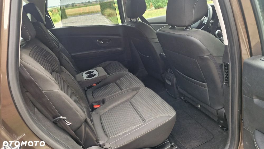 Renault Grand Scenic - 14
