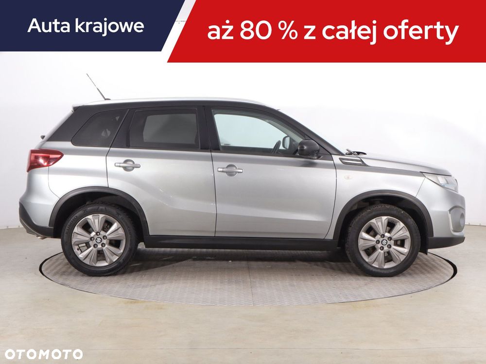 Suzuki Vitara - 8