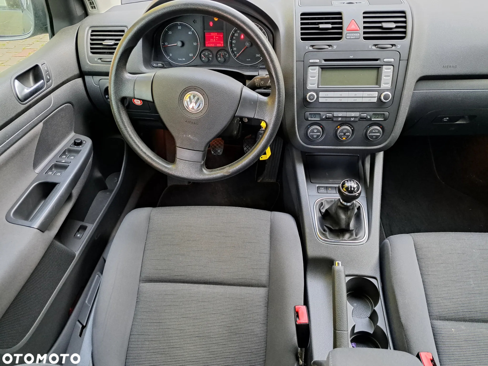 Volkswagen Golf 1.9 TDI Comfortline - 9