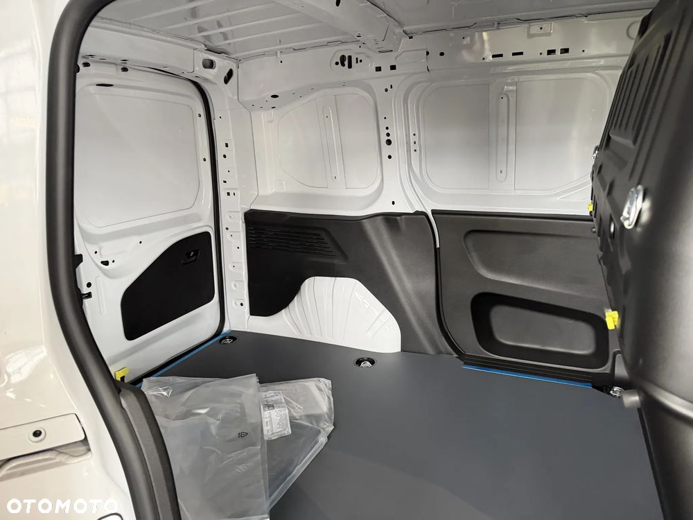 Citroën Berlingo M 1.5 BlueHDI Max S&S EAT8 - 4