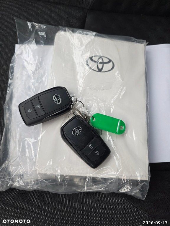 Toyota Corolla 1.8 Hybrid GPF Active - 17