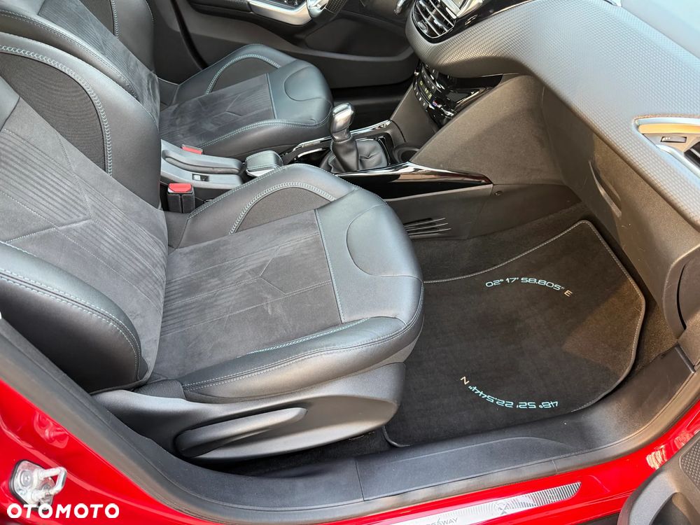 Peugeot 2008 PureTech 110 Stop&Start Crossway - 20