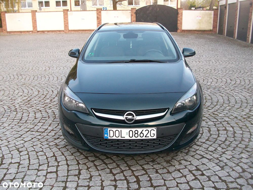 Opel Astra 1.6 CDTI DPF ecoFLEX TourerStart/Stop Exklusiv - 4