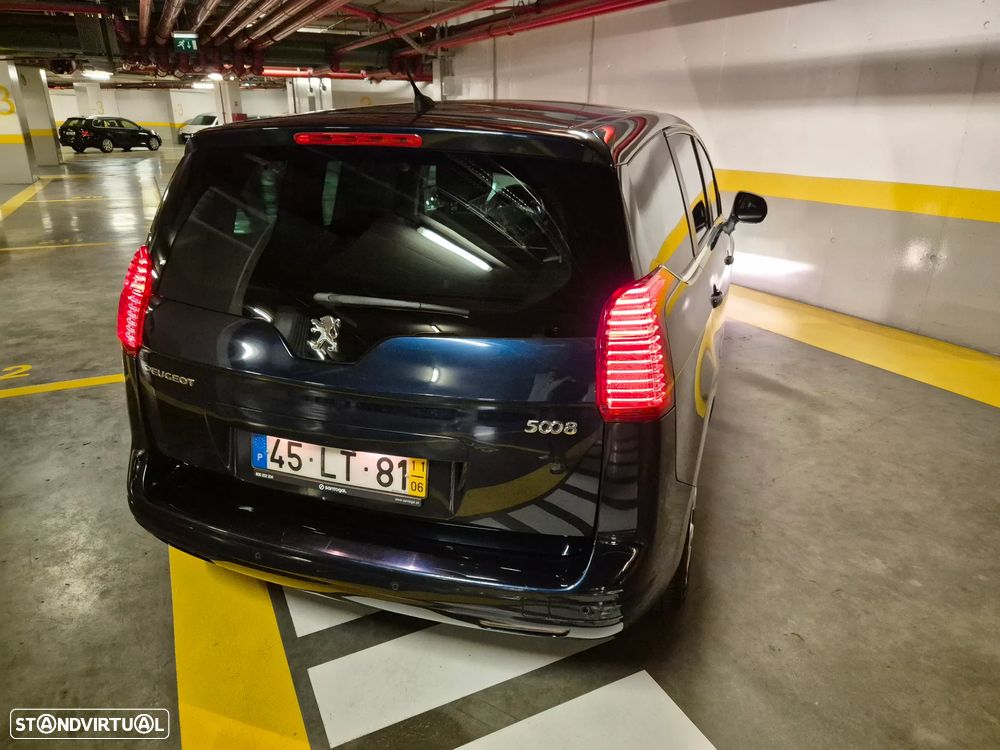 Peugeot 5008 1.6 E-HDi Tech-Motion CMP6 - 13