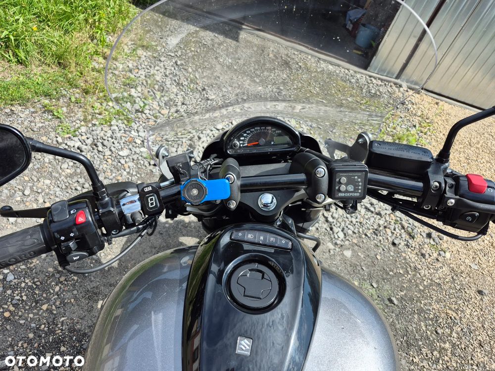 Suzuki Boulevard - 2