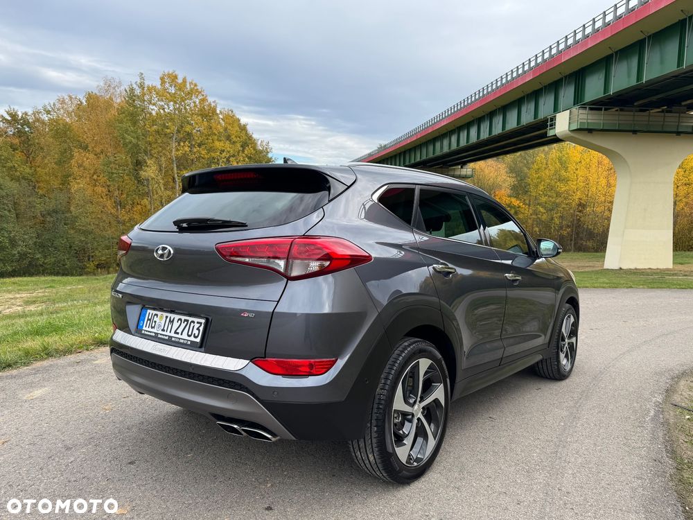 Hyundai Tucson 2.0 CRDI 4WD Automatik Premium - 17