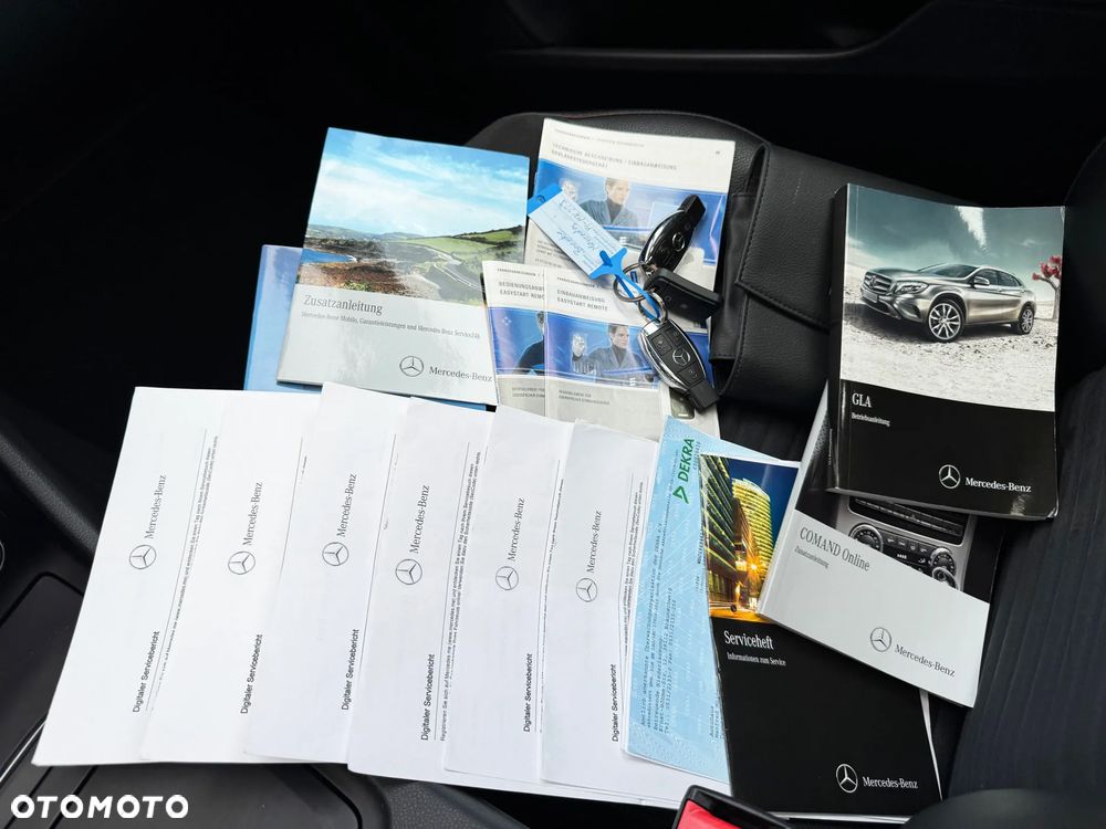 Mercedes-Benz GLA 250 4Matic 7G-DCT AMG Line - 40