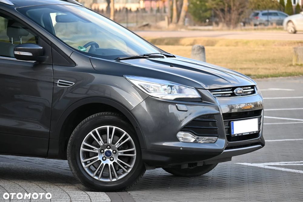 Ford Kuga 2.0 TDCi 4x4 Titanium - 9