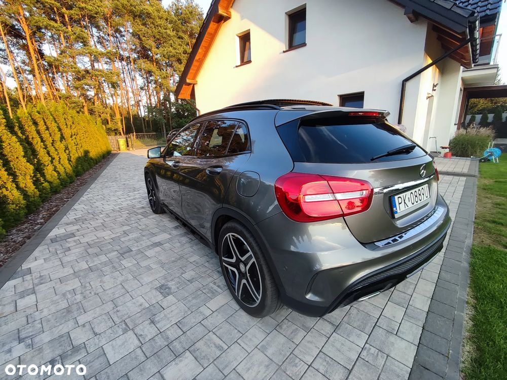 Mercedes-Benz GLA 180 d 7G-DCT AMG Line - 21