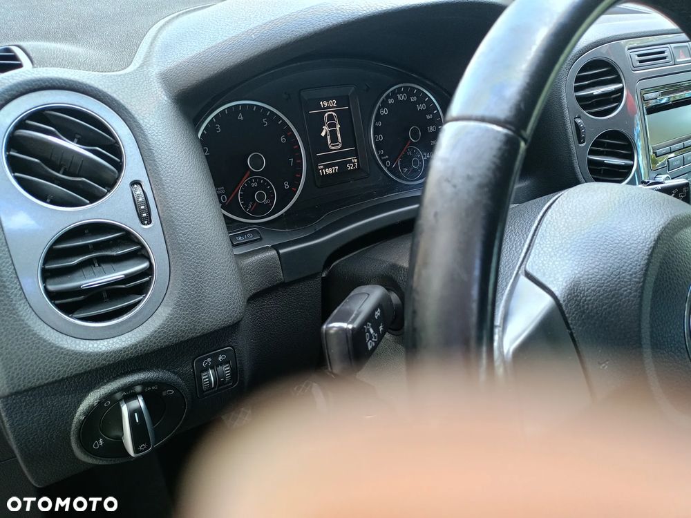 Volkswagen Tiguan - 11