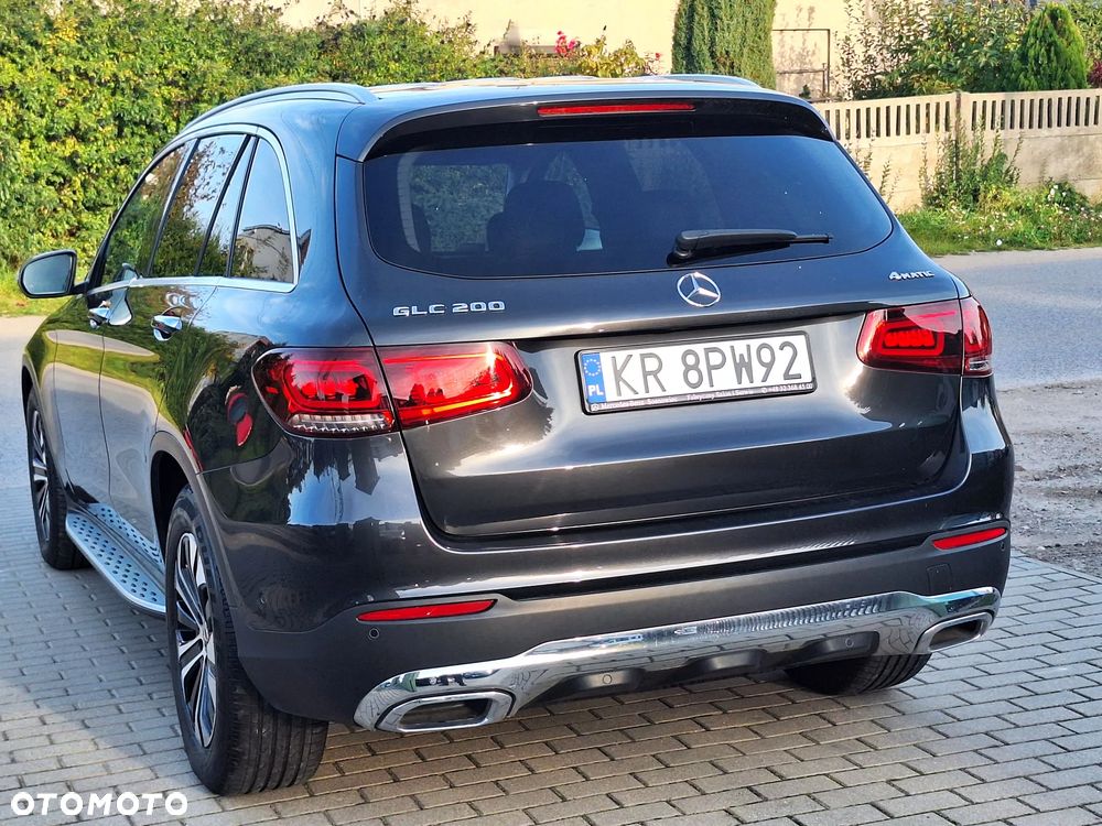 Mercedes-Benz GLC 200 - 20