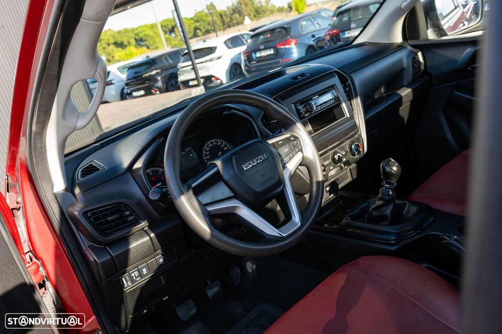 Isuzu D-Max - 15