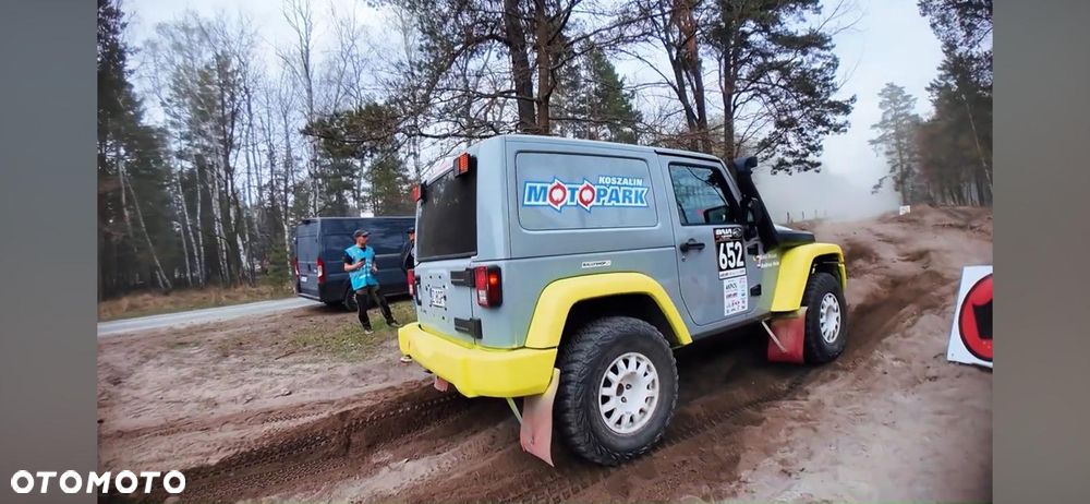 Jeep Wrangler - 3