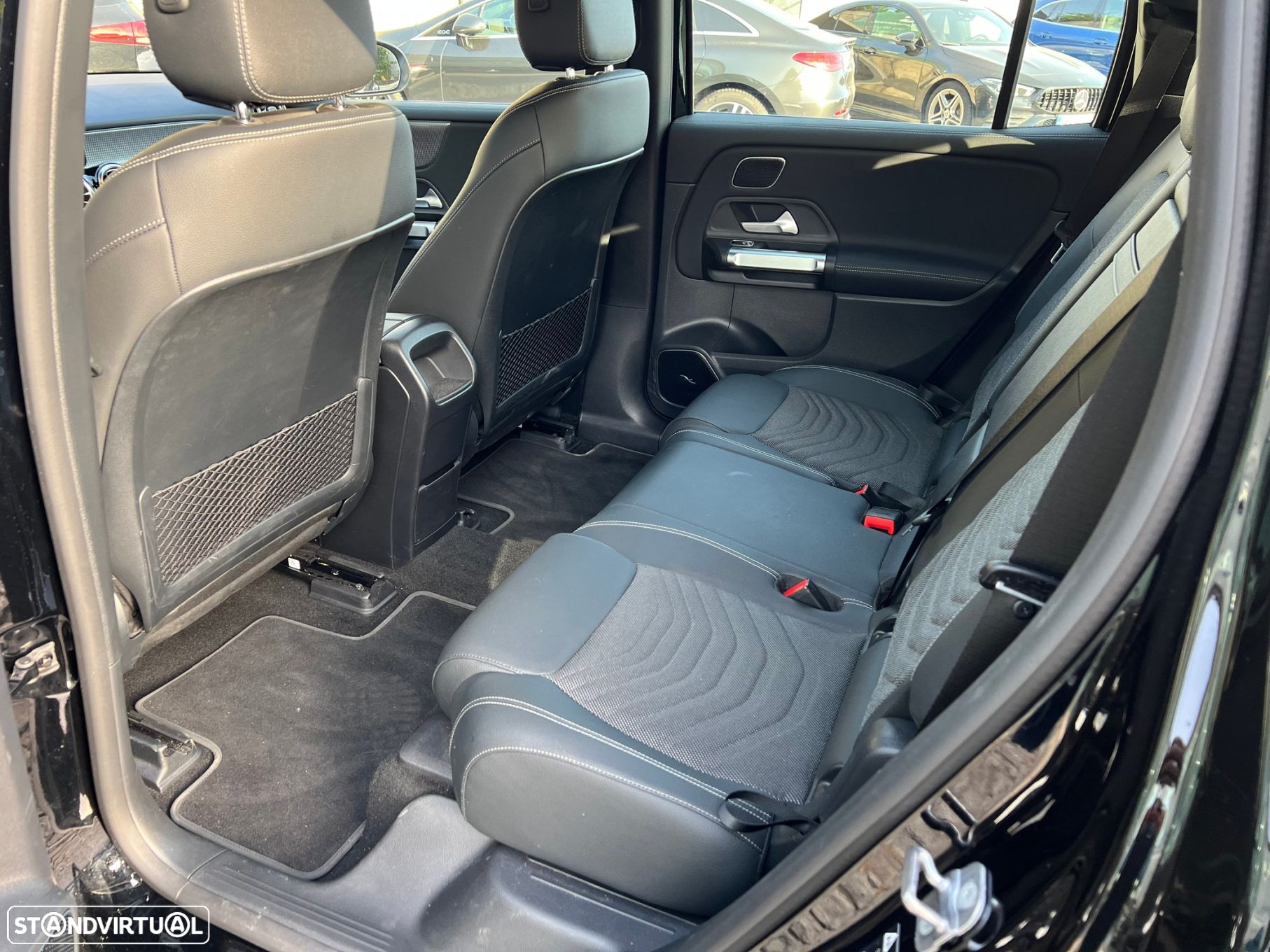 Mercedes-Benz EQB 250 Progressive - 11