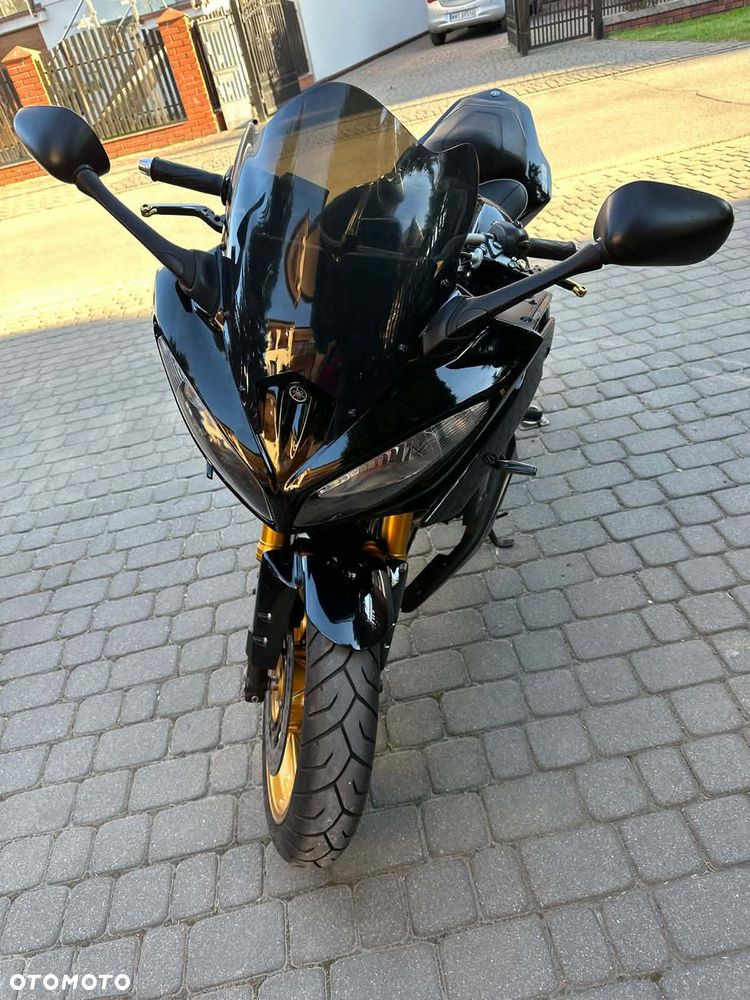 Yamaha FZ8 - 3