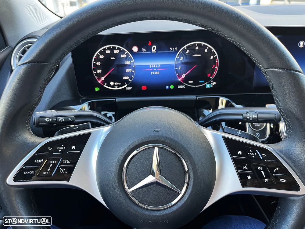 Mercedes-Benz GLA 200 AMG Line - 11