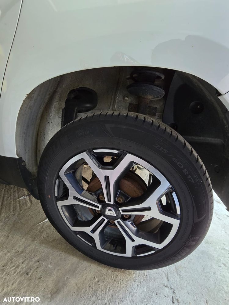 Dacia Duster 1.5 Blue dCi 4WD Prestige - 3