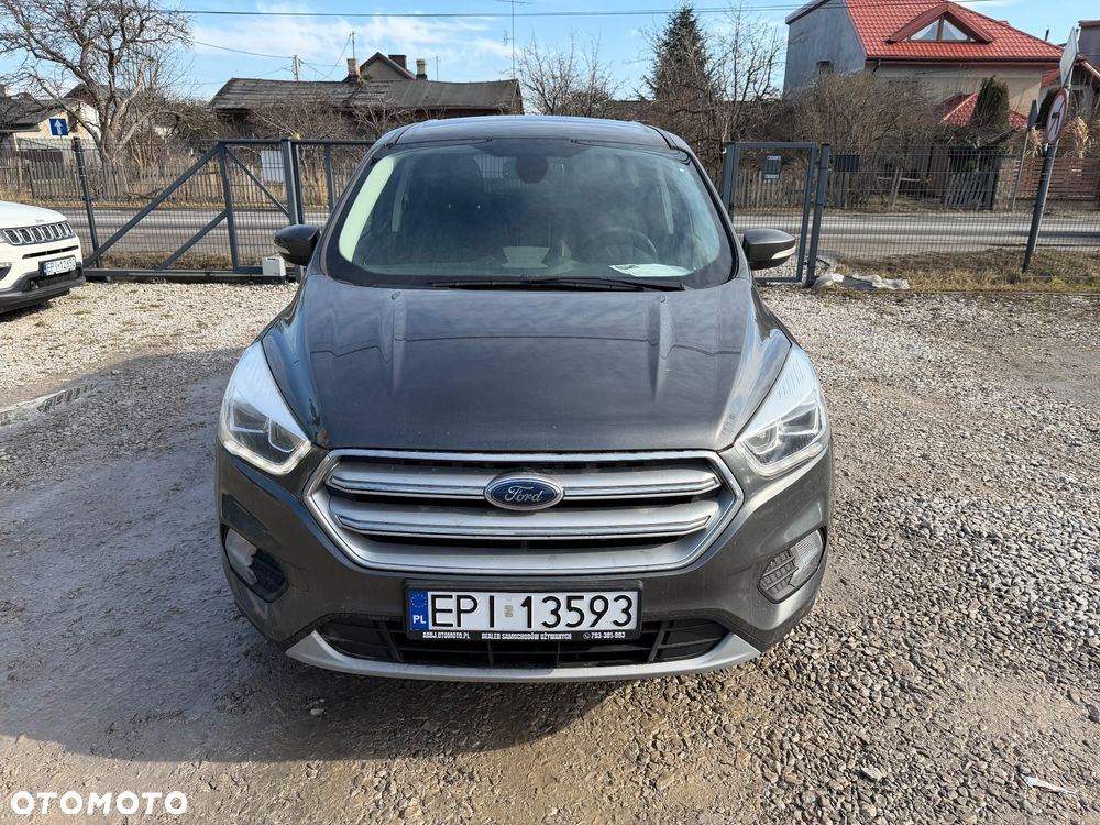 Ford Kuga 1.5 EcoBoost 2x4 Titanium - 2