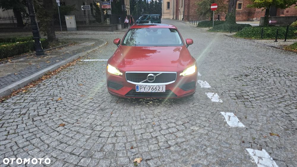 Volvo S60 T5 Momentum Pro - 2