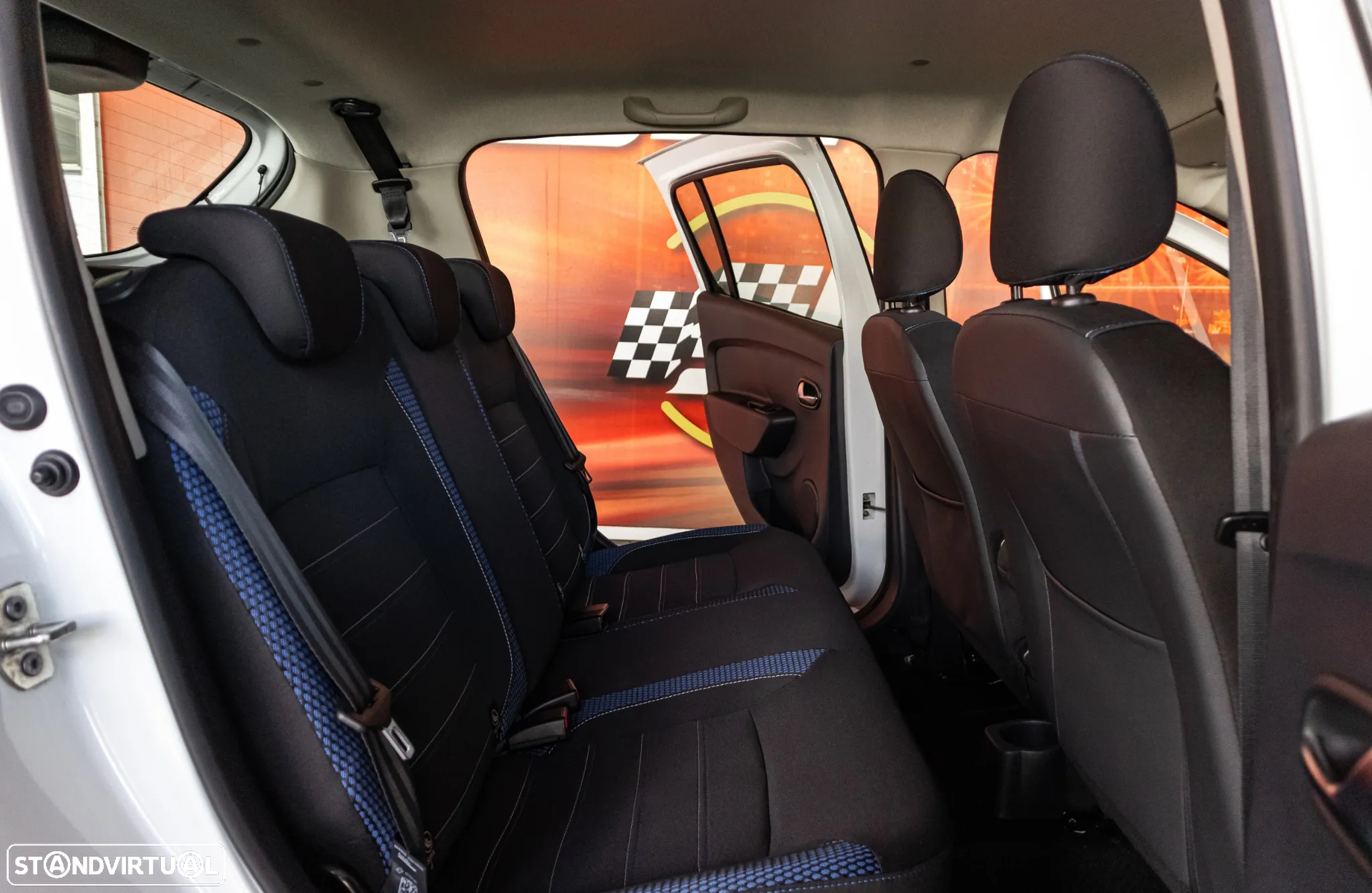 Dacia Sandero 1.5 Blue dCi Stepway - 17
