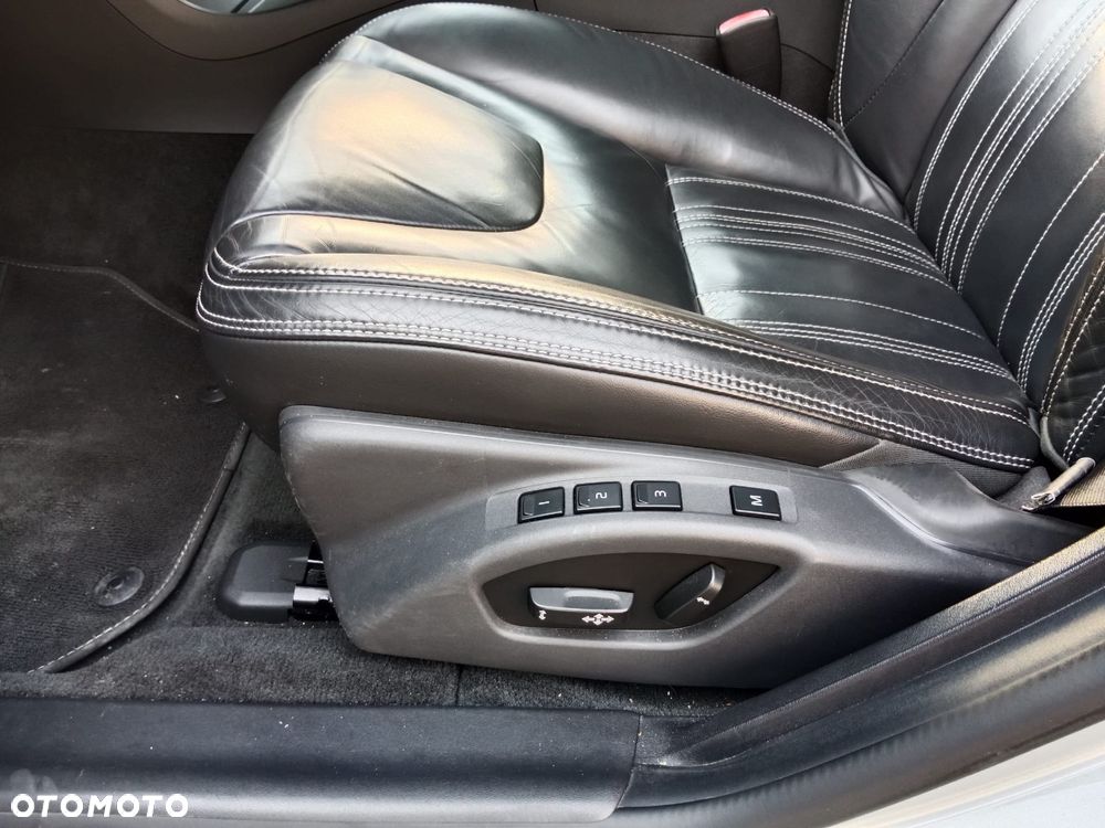 Volvo V60 D6 AWD Plug-in Hybrid Summum - 18