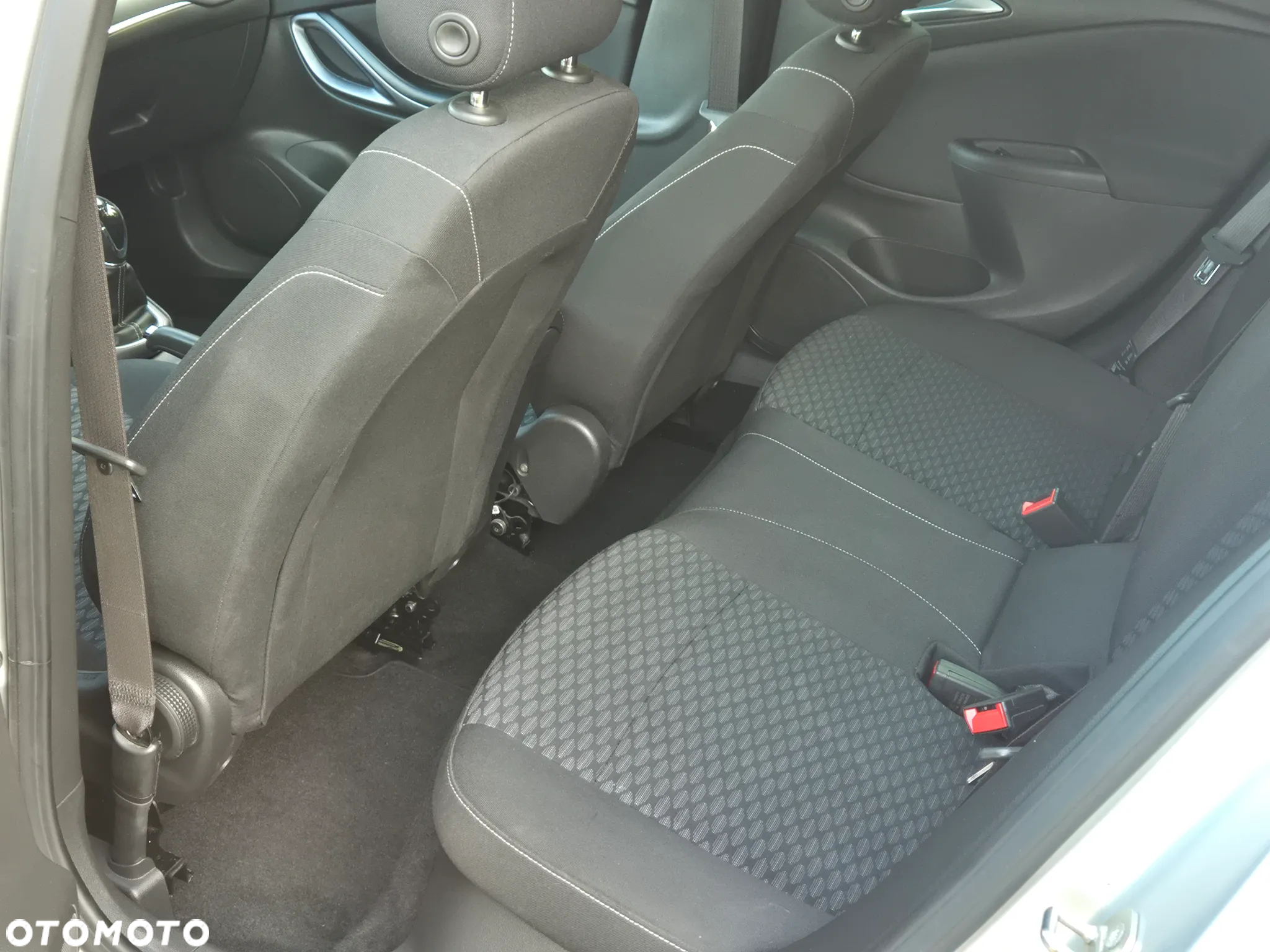 Opel Astra 1.6 CDTI DPF ecoFLEX Sports TourerStart/Stop Edition - 25