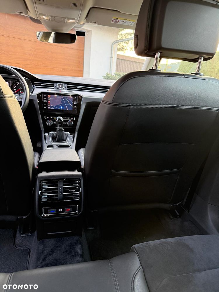Volkswagen Passat 1.8 TSI BMT Highline - 14