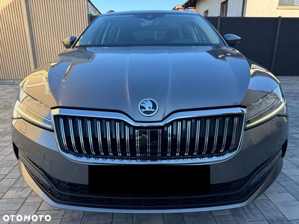 Skoda Superb 2.0 TDI SCR Ambition DSG - 2