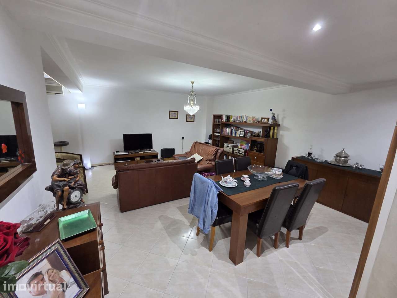 ENTRONCAMENTO | VENDE T3
1.º Andar-Garagem-Terraço-Centro da Cidade - Grande imagem: 4/20