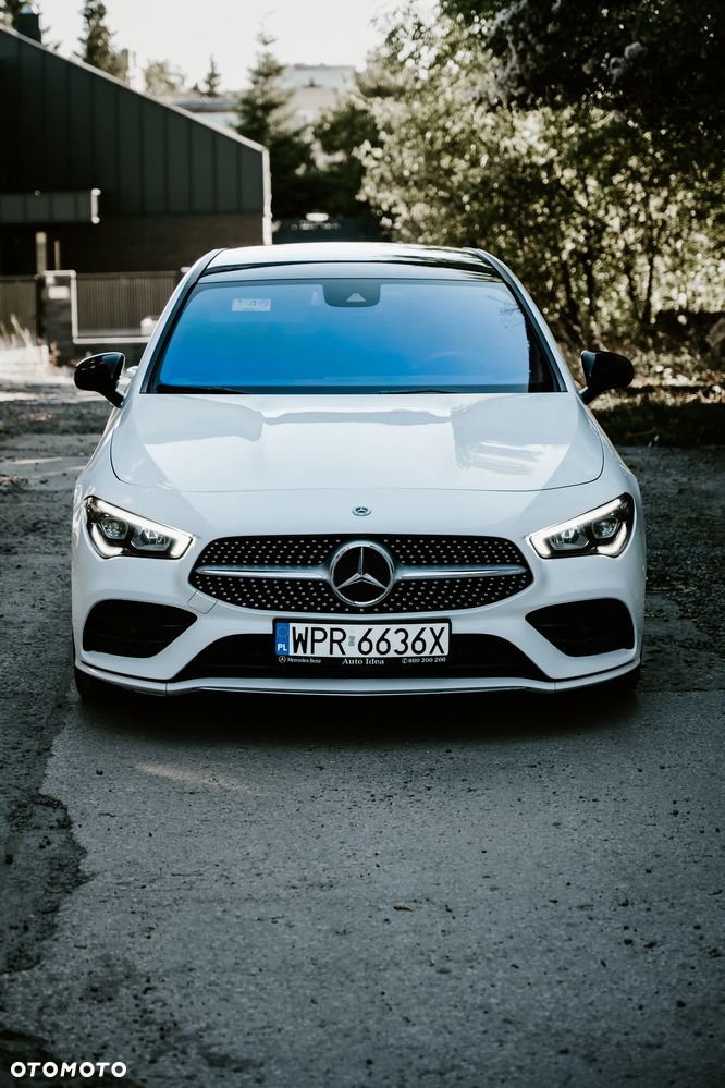 Mercedes-Benz CLA 180 AMG Line 7G-DCT - 2
