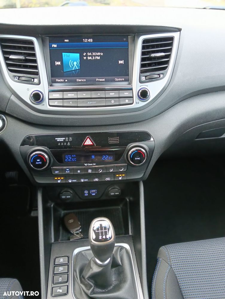 Hyundai Tucson blue 1.7 CRDi 2WD Style - 19