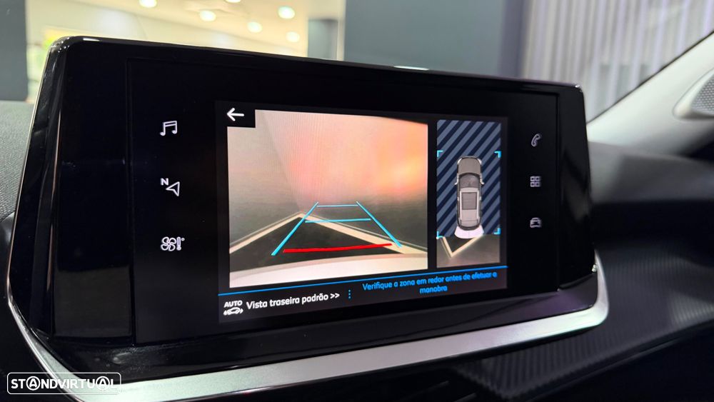 Peugeot 2008 1.2 PureTech Allure Pack - 27