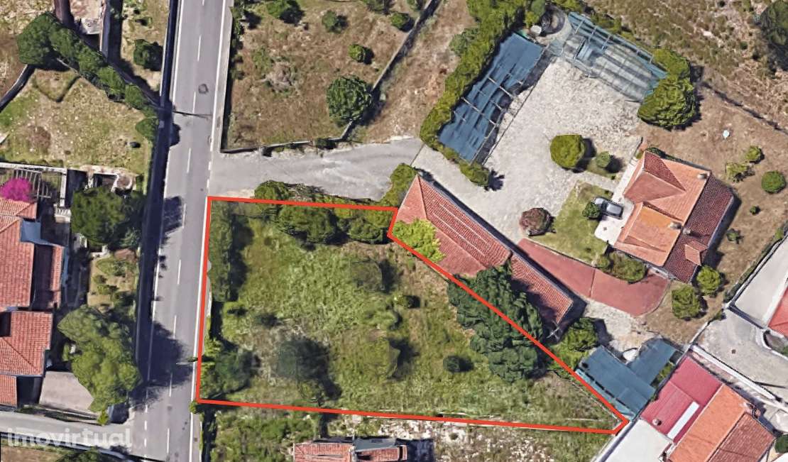 Terreno urbano de 1000m² com acesso pavimentado e serviços - Grande imagem: 4/5