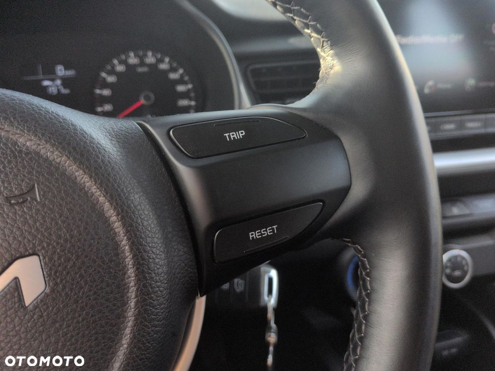Kia Stonic 1.0 T-GDI M - 16