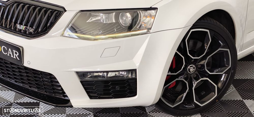 Skoda Octavia 2.0 TDI DSG RS - 4