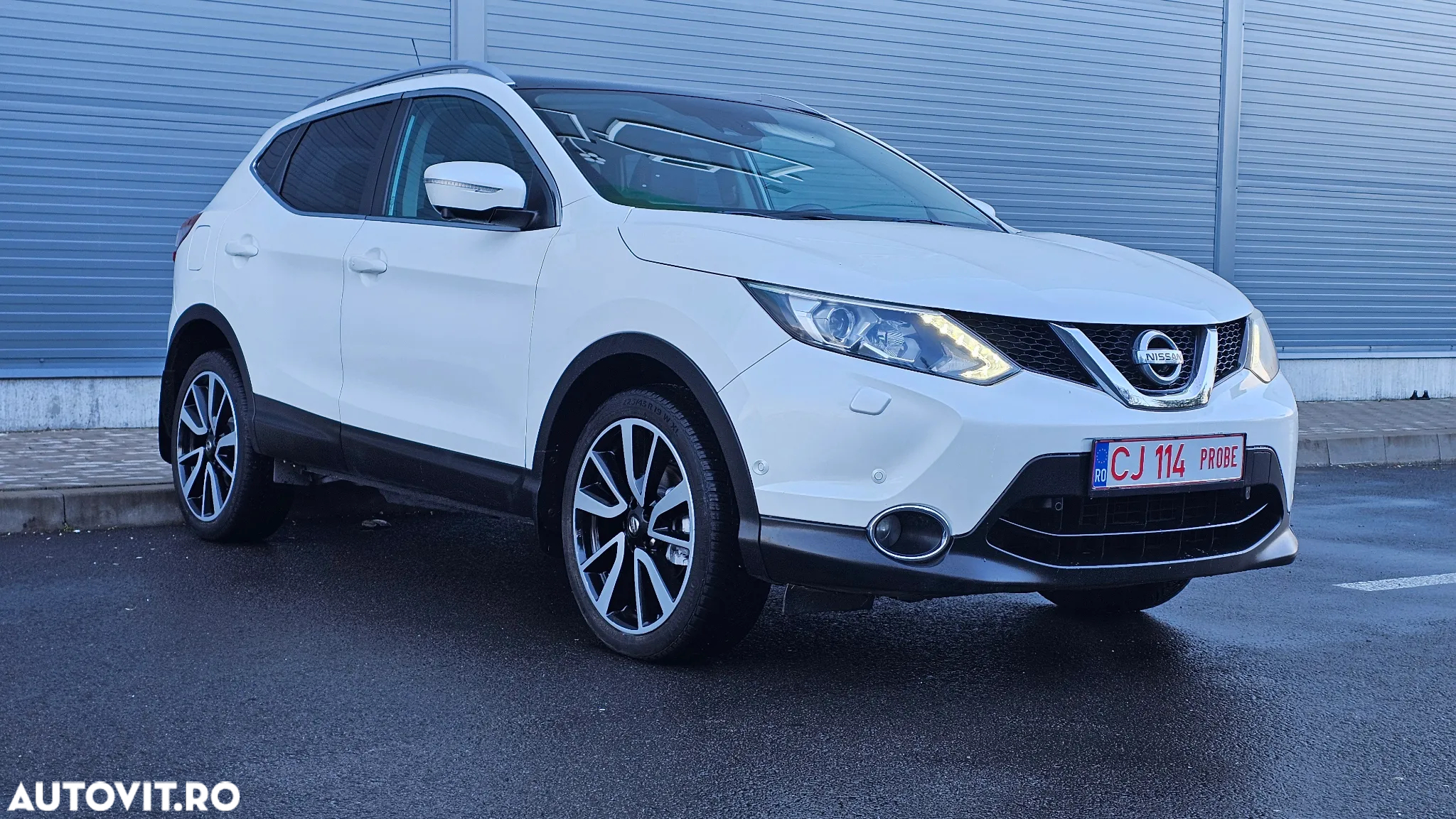 Nissan Qashqai 1.6 DCI 4 x 4 DPF Start/Stop tekna - 18