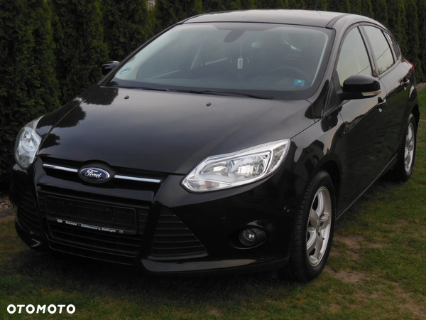 Ford Focus 1.0 EcoBoost Start-Stopp-System Champions Edition