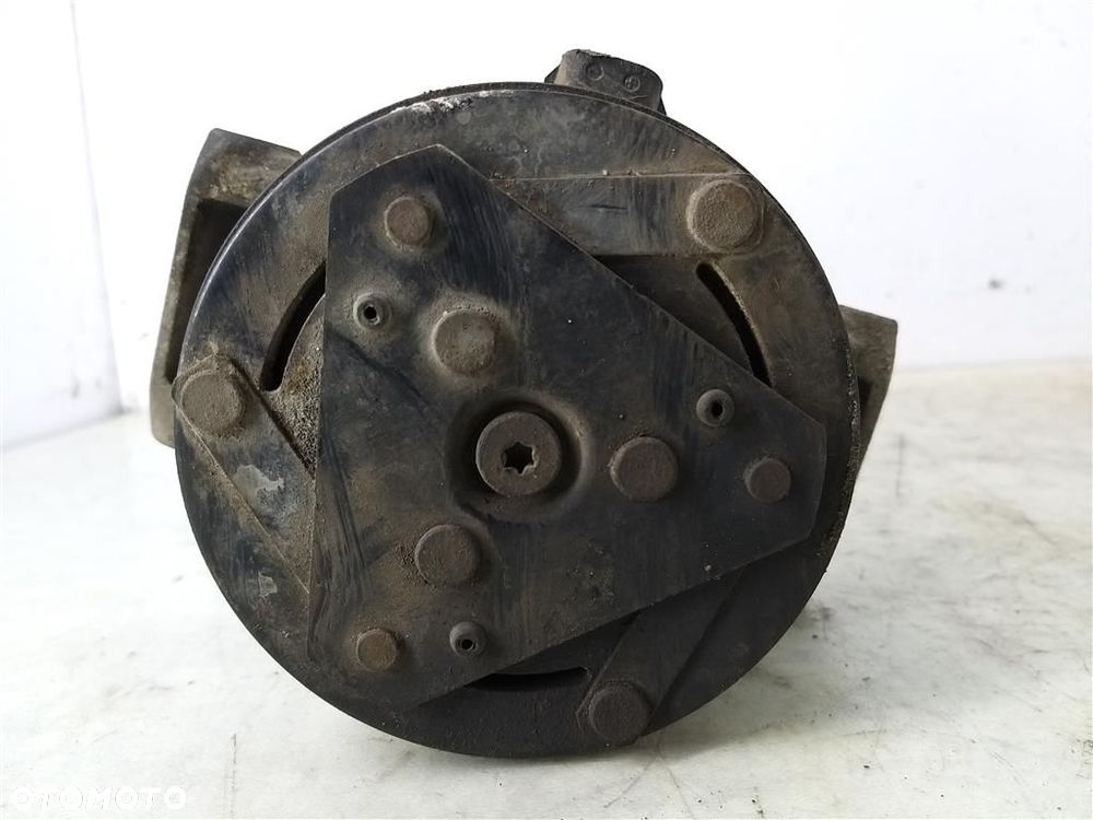 Sprężarka klimatyzacji CHEVROLET HHR 2005–2011R DELPHI 2 PINY - 1