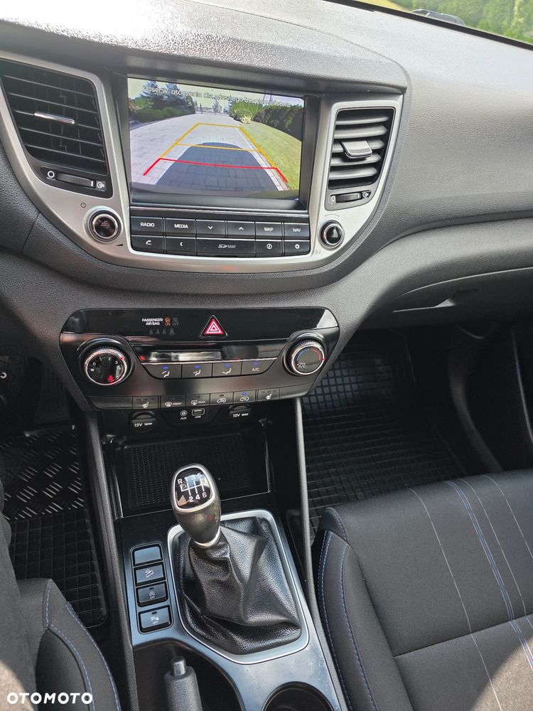 Hyundai Tucson blue 1.6 GDi 2WD Passion - 19