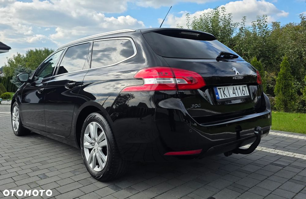Peugeot 308 BlueHDi FAP 120 Stop&Start Winter Edition - 3