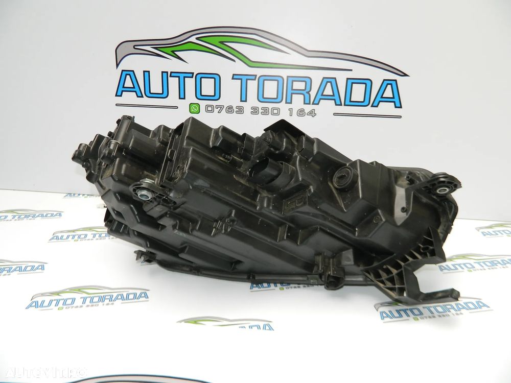 Far stanga Full LED Skoda Octavia 4 model 2020-2024 cod 5E4941015 - 4