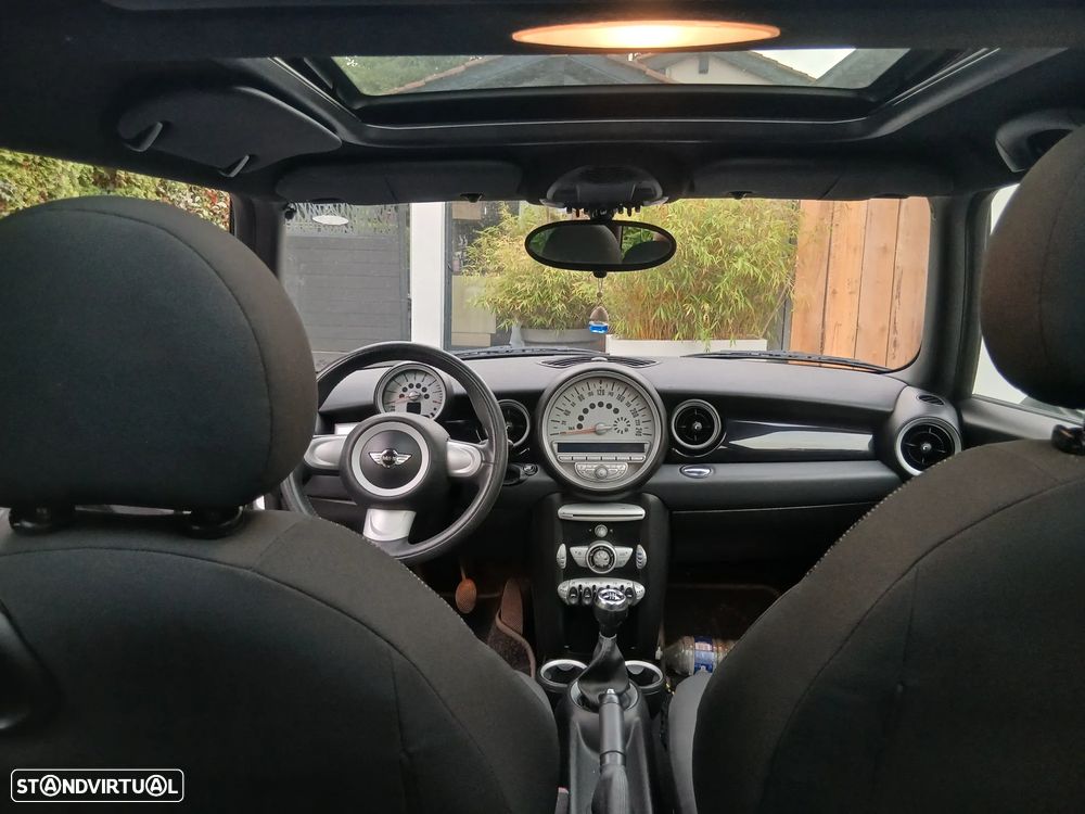 MINI 3 Portas One - 9