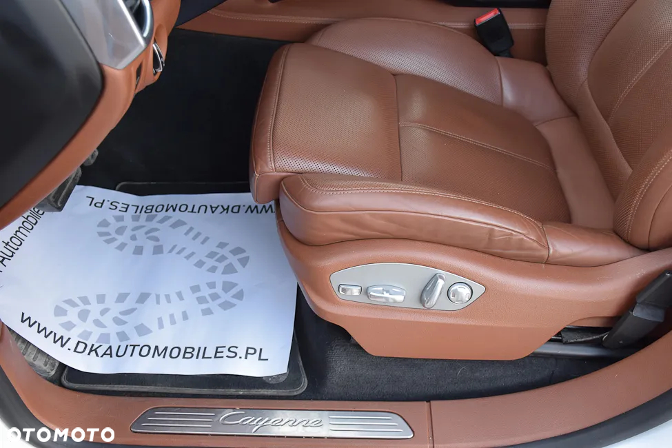 Porsche Cayenne Diesel Platinum Edition - 22