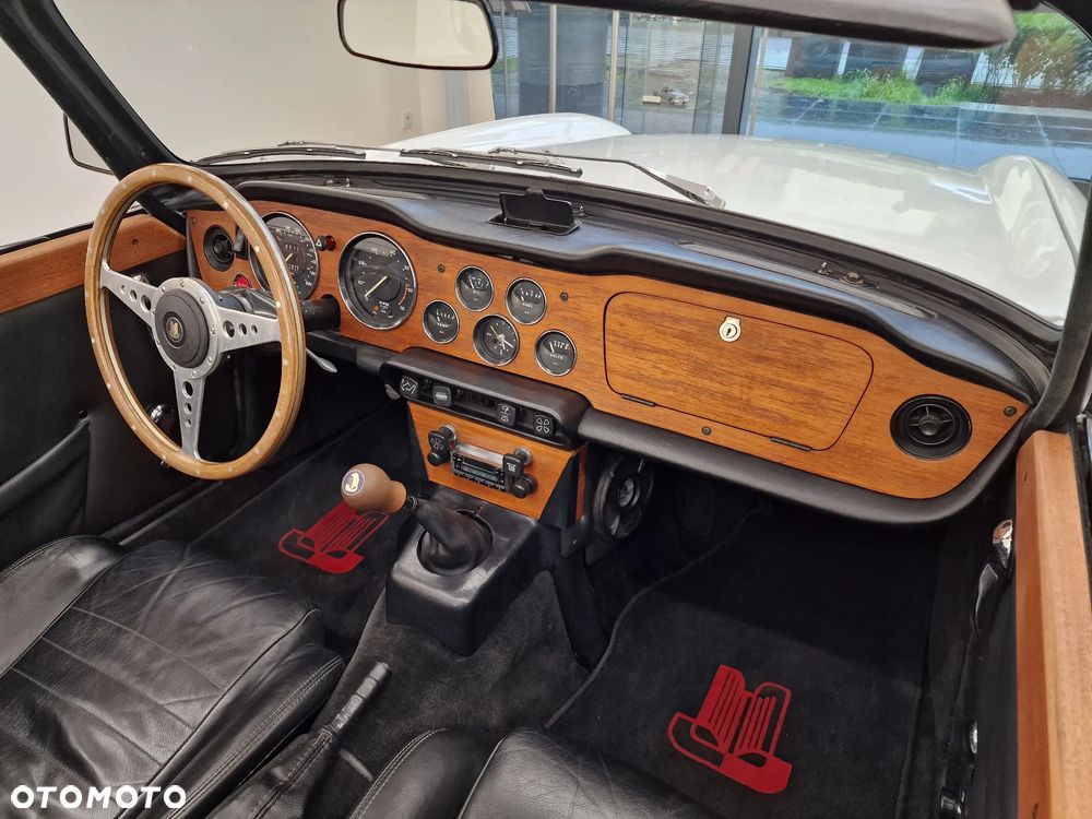 Triumph TR6 - 20